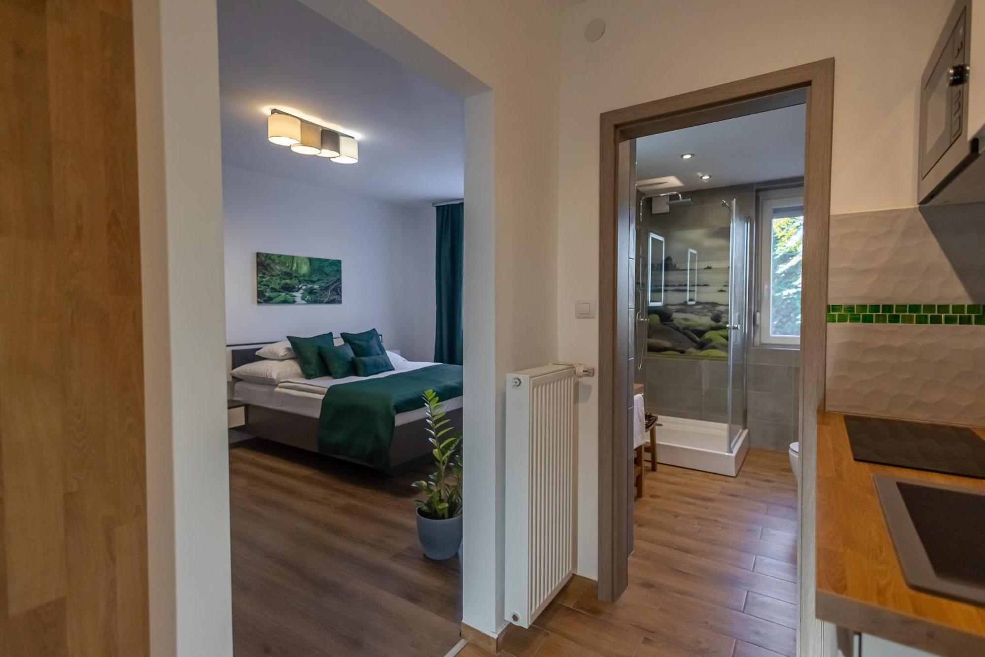 Happy Home Apartman Мисколк Екстериор снимка