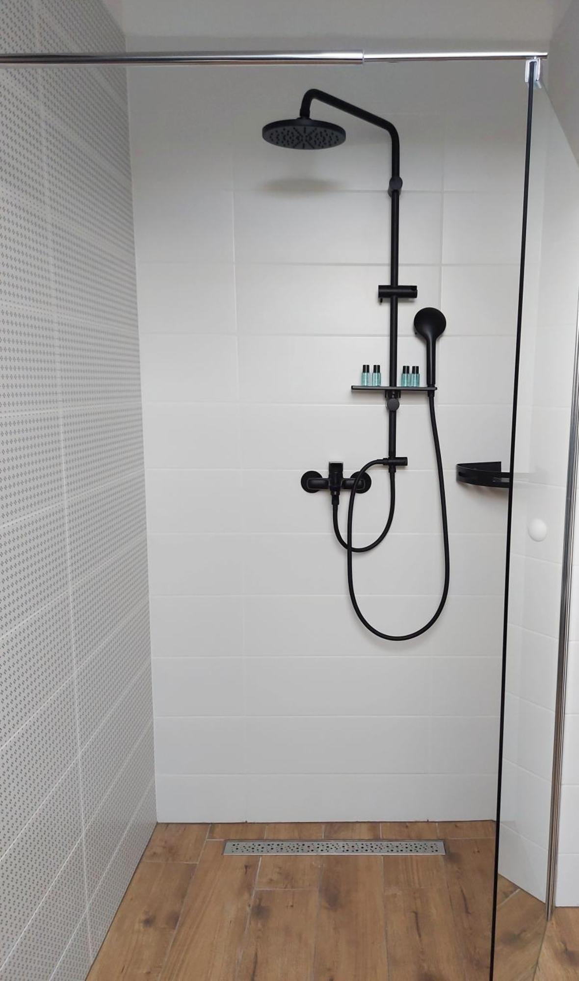 Happy Home Apartman Мисколк Екстериор снимка